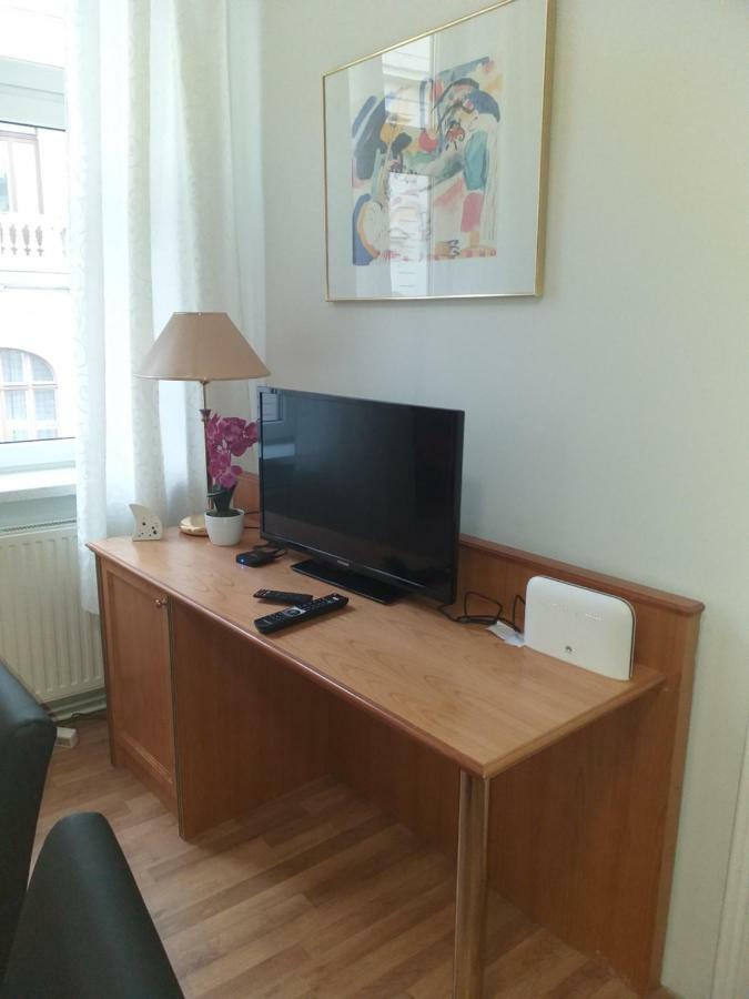 Ferienwohnung Schloessel 10 Вена Экстерьер фото