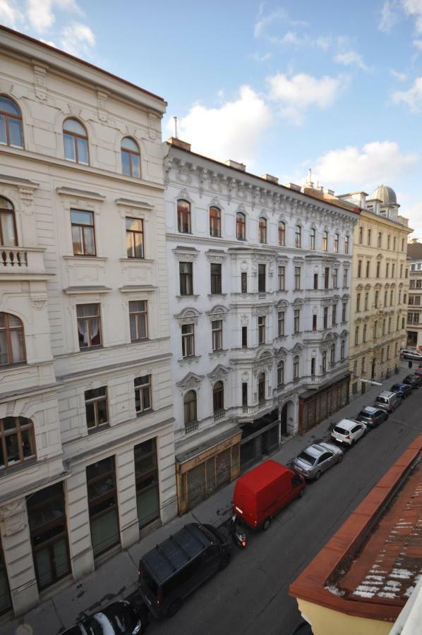 Ferienwohnung Schloessel 10 Вена Экстерьер фото