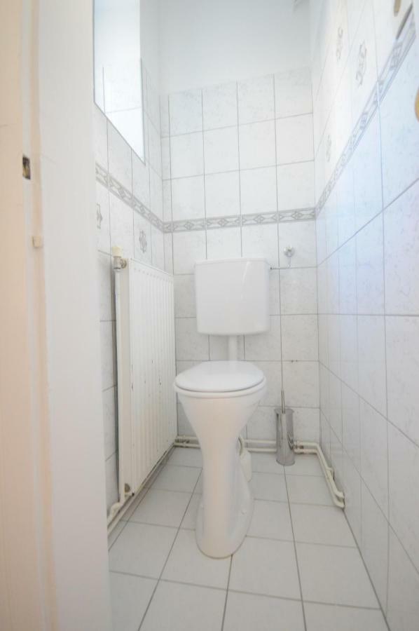 Ferienwohnung Schloessel 10 Вена Экстерьер фото